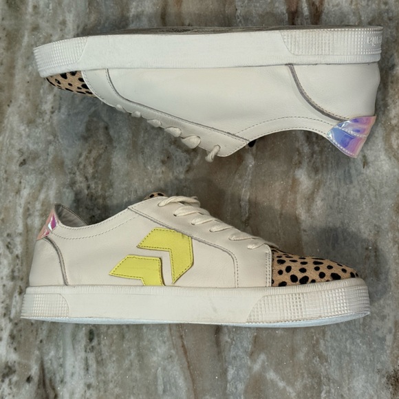 Women’s DOLCE VITA Zaga Calf Hair Leather Sneakers- Size 9 - Picture 7 of 10